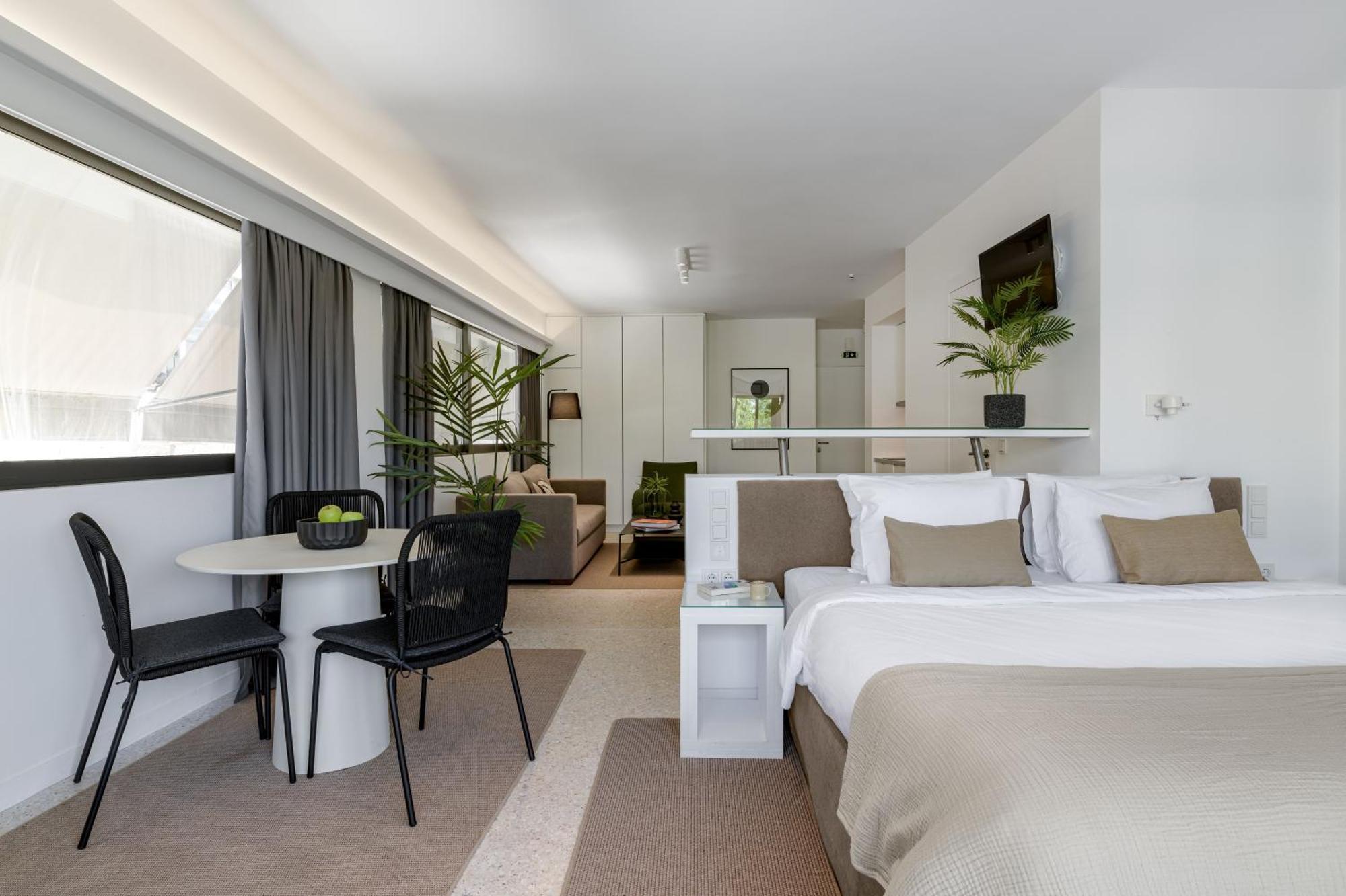 Momo Suites, Acropolis By Aura Homes Athens Room photo