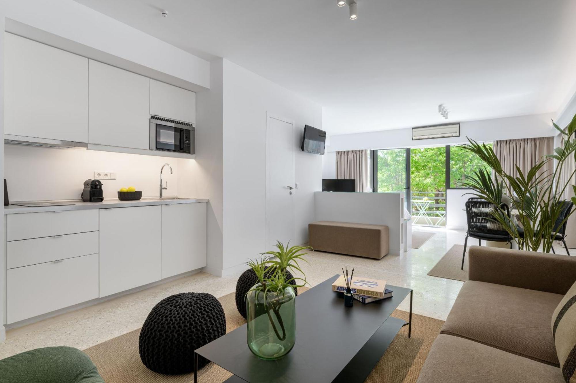 Momo Suites, Acropolis By Aura Homes Athens Exterior photo